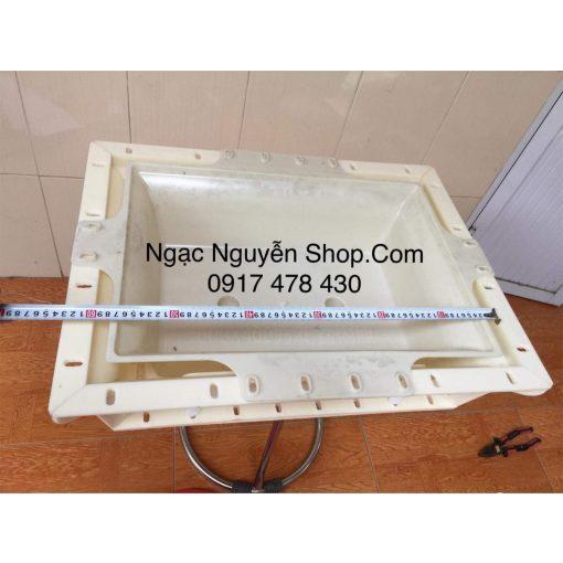 Khuôn chậu chữ nhật 60 kích thước 60x40 cao 20 vuông góc hoa văn chim mai chất liệu nhưa abs đủ lòng trong tấm đáy