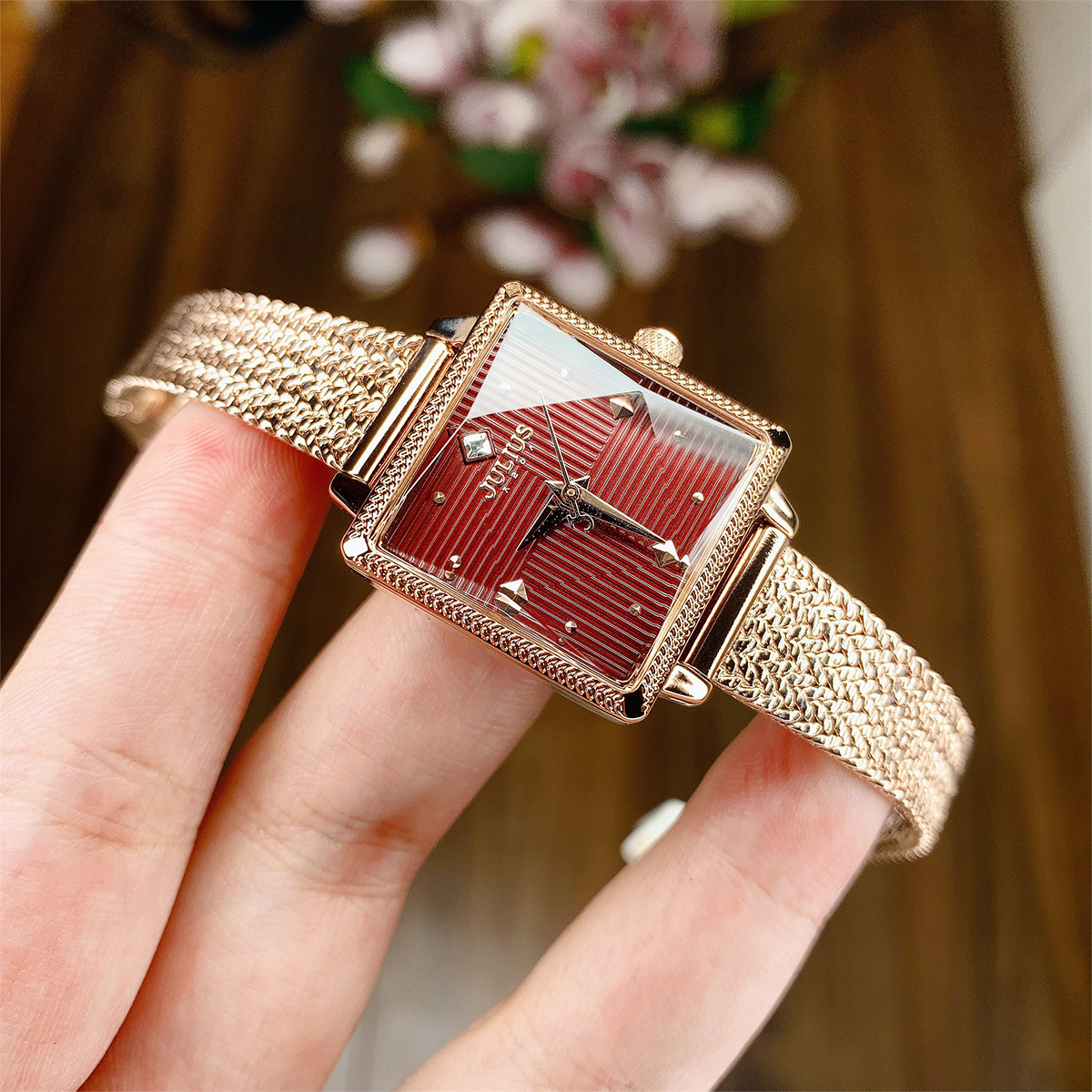 Đồng Hồ Nữ Julius Hàn Quốc JA1220C Dây Mesh Thời Thượng