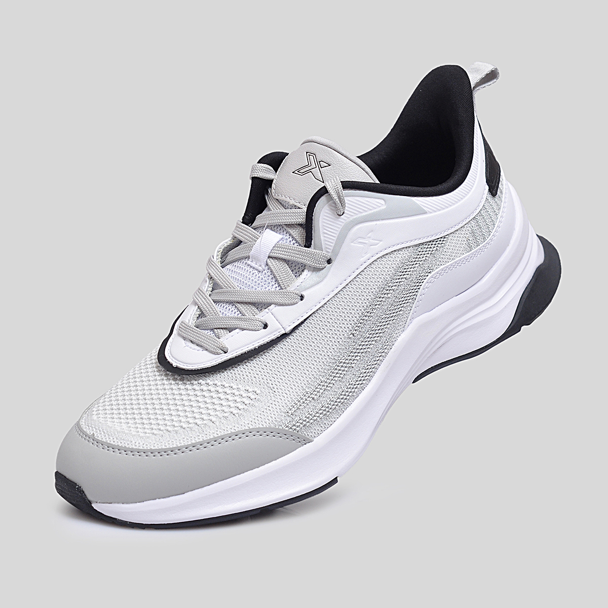 Giày Thể Thao sneaker Nam Biti's Hunter HSM008400TRG (Trắng)