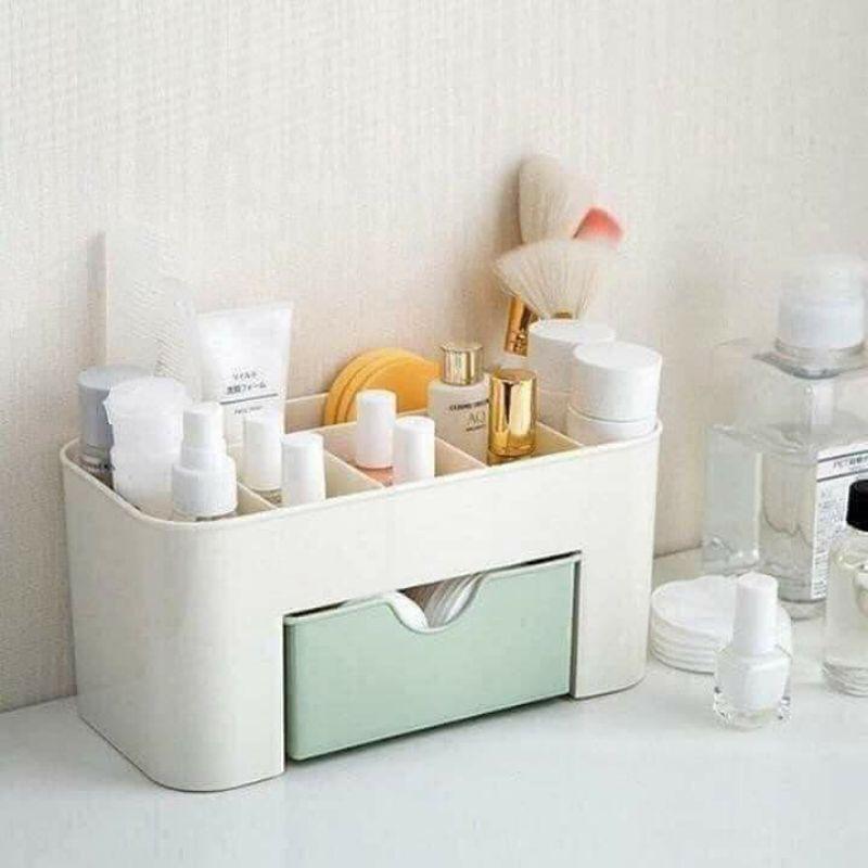 Kệ nhựa để mỹ phẩm nhiều ngăn