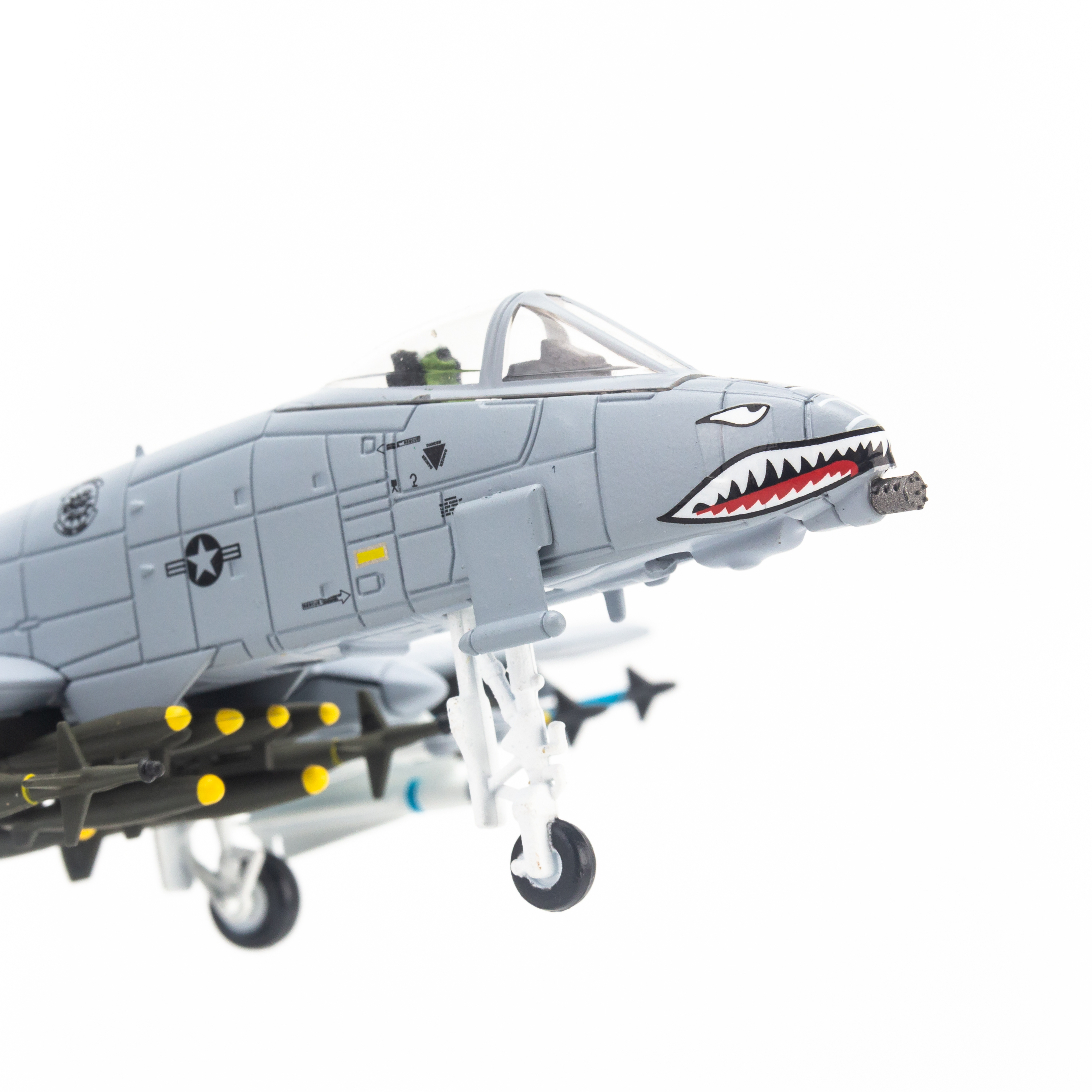 Mô hình máy bay chiến đấu A10A Thunderbolt II Fairchild Republic USA 1:100