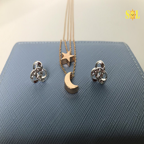 Dây chuyền mặt trăng ngôi sao vàng + bông tai hình cây độc đáo, cá tính