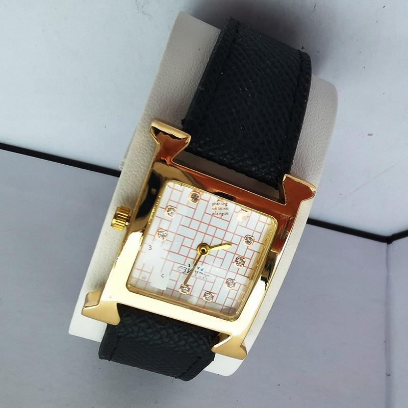 Đồng hồ đeo tay nữ phong cách rung H được ưa chuộng nhất hình chữ nhật con trỏ đơn giản dành cho nữ đồng hồ đeo tay thạch anh chống nước thắt lưng phù hợp