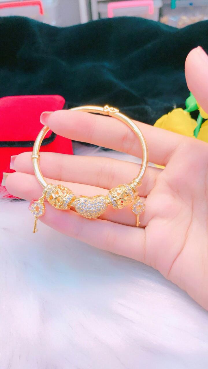Vòng tay chìa khóa trái tim dát vàng 18k EKHM138CD