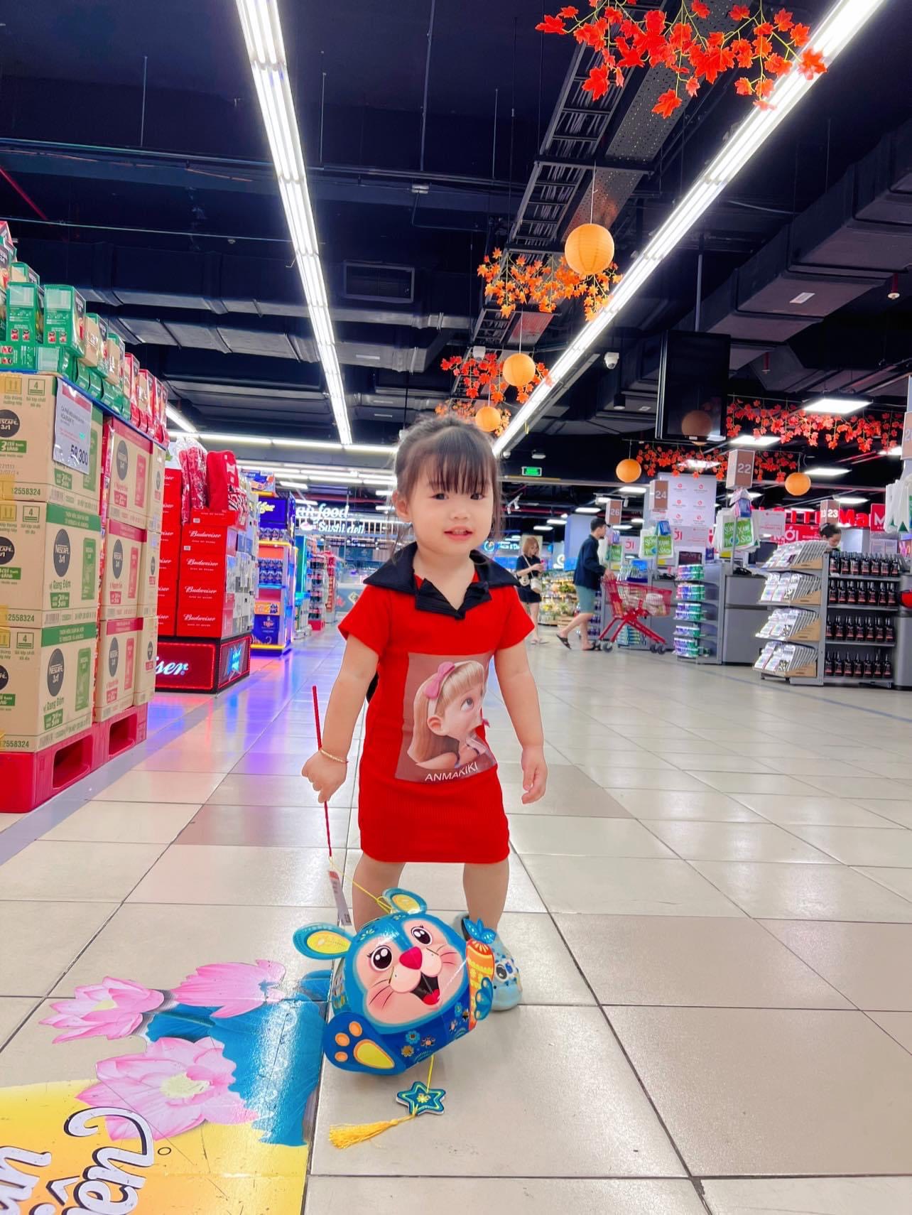 Bộ đồ bé gái  đầm body, vải cotton 4d, thun con dãn