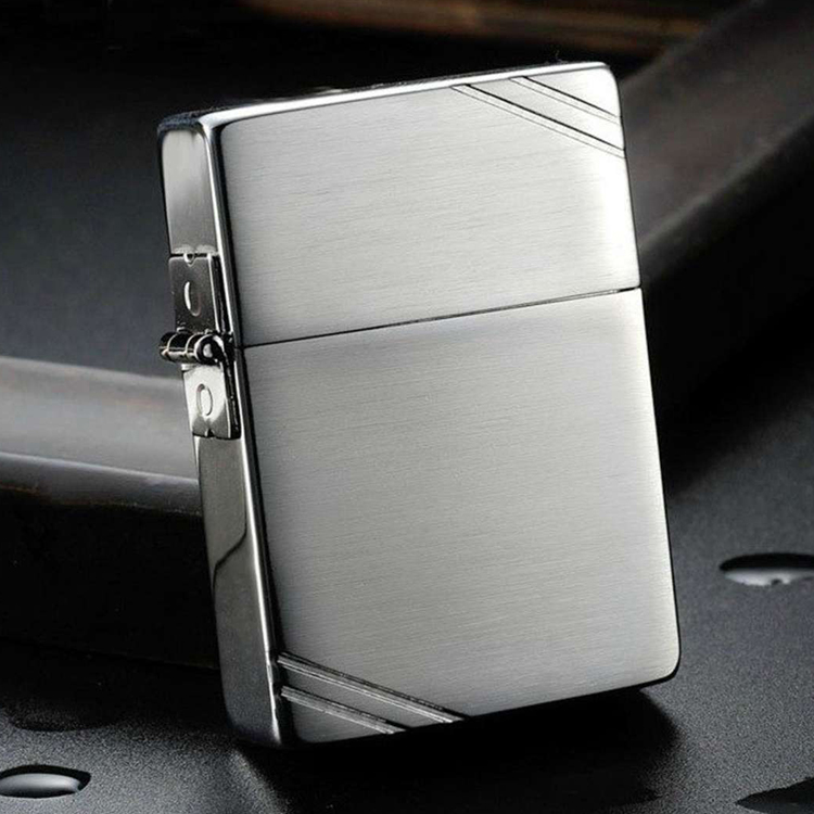 Bật Lửa Zippo Re.Brused Chrome 1935