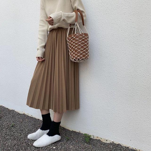 Chân váy xếp ly dáng dài hàng QC