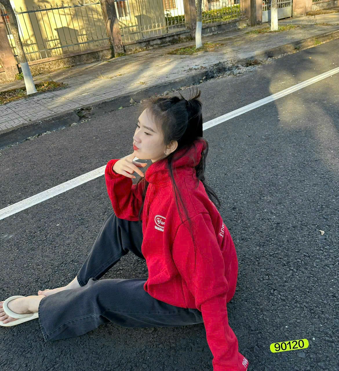 Áo hoodie AUTOMOBILE form rộng màu đỏ nam nữ unisex HYPRETTY 02