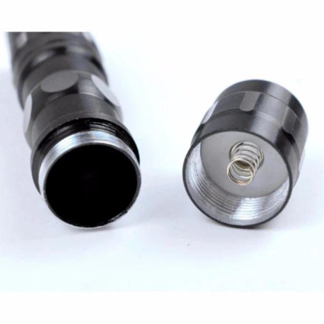 Đèn pin POLICE mini cực sáng nhỏ gọn tiện lợi đi phượt đi cắm trại