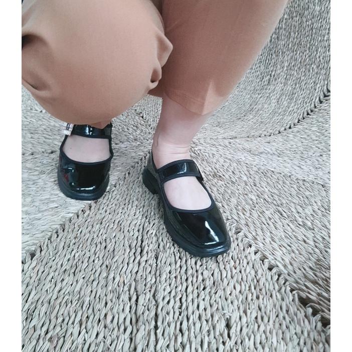 Giày đế đúc cao 2,5 cm khóa đá vuông (Ms90), Giày ullzang siêu hót