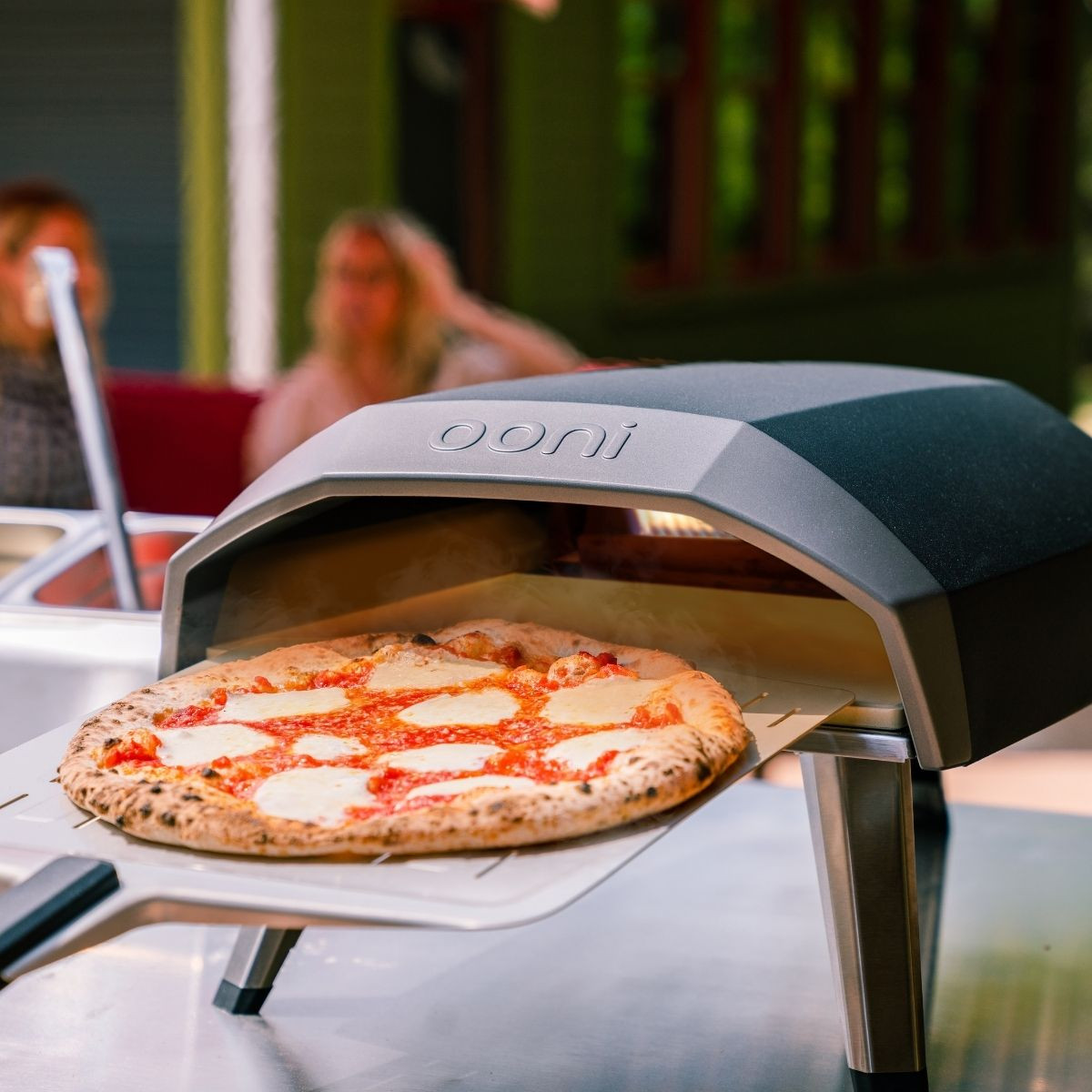 Lò Nướng Pizza Bằng Gas Ooni Koda 12 Gas Powered Pizza Oven Đạt Nhiệt Độ 500C trong 15 Phút