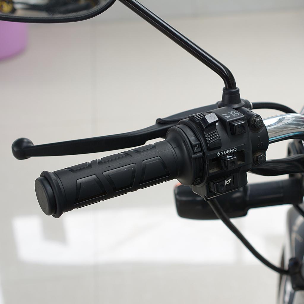 Heated Motorcycle Grips LEFT AND RIGHT 22mm / 7/8 Inch Handlebars