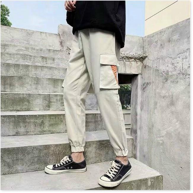QUẦN KAKI JOGGER NAM TÚI HỘP PHỐI MÀU NỔI BẬT PHONG CÁCH THỂ THAO NĂNG ĐỘNG , CỰC CHẤT SIÊU ĐẸP CÓ 2 MÀU -THỜI TRANG NAM-QUẦN JOGGER-JINS STORE