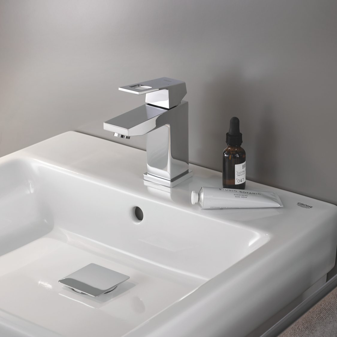 Vòi Chậu GROHE EUROCUBE Size S - 23127000