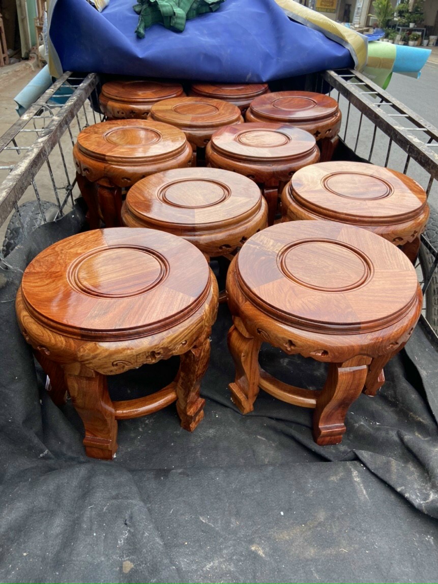 Đôn tròn gỗ hương mặt 30 cao 30 cm