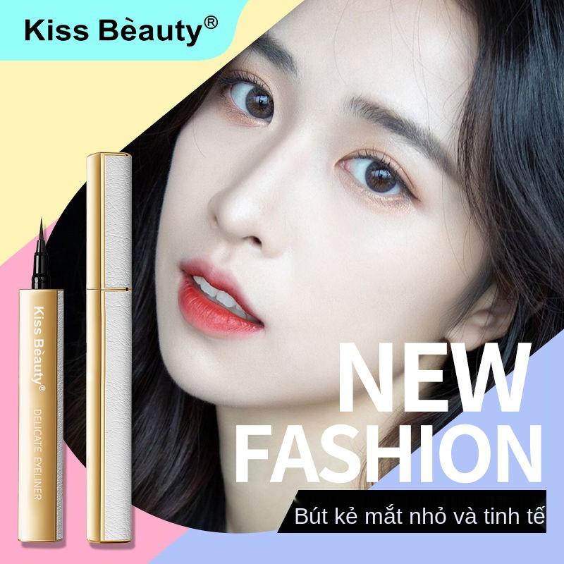 Kiss Beauty Bút kẻ mắt mảnh nhỏ mỏng manh không thấm nước, không thấm mồ hôi, lâu trôi, không lem, màu đỏ lụa mềm mại kẻ