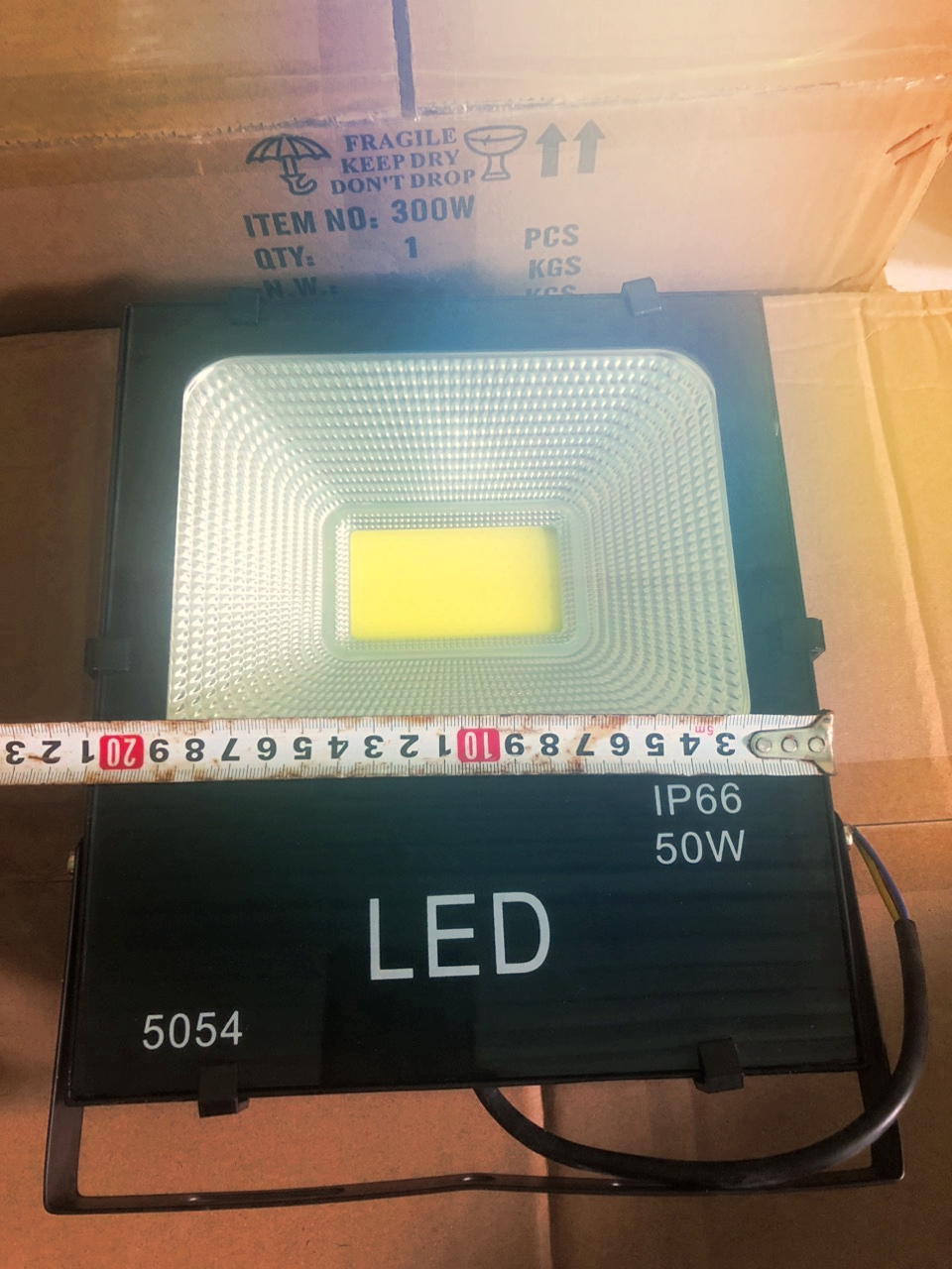 ĐÈN PHA LED 50W CAO CẤP NGOÀI TRỜI IP66 ngoài trời hàng cao cấp Kho đèn giá rẻ