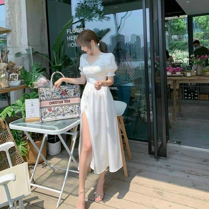 Váy dự tiệc xẻ tà tay phồng lịch sự