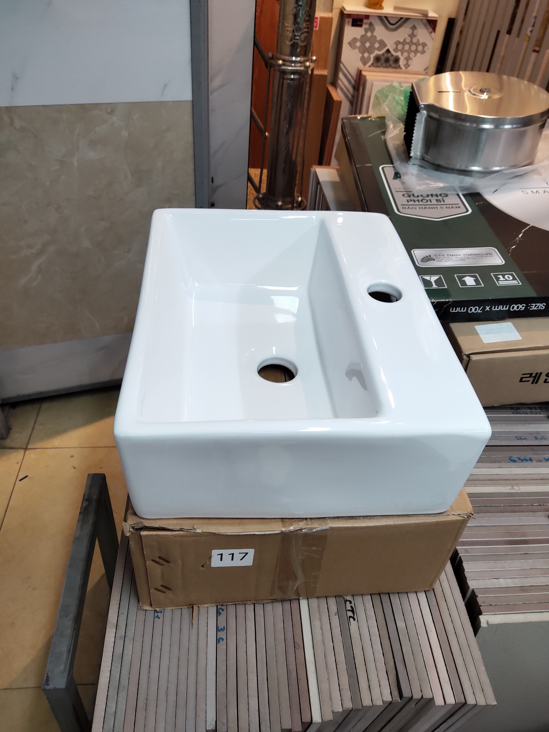 Chậu lavabo treo tường ( đặt bàn) kích thước nhỏ