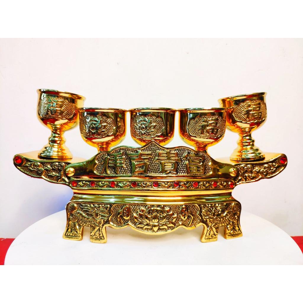 Ngai chén thờ bằng đồng