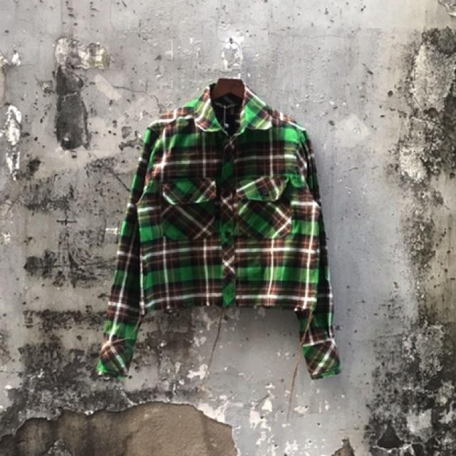 Áo “TVD PINE BLING BLING FLANNEL | CROPPED”