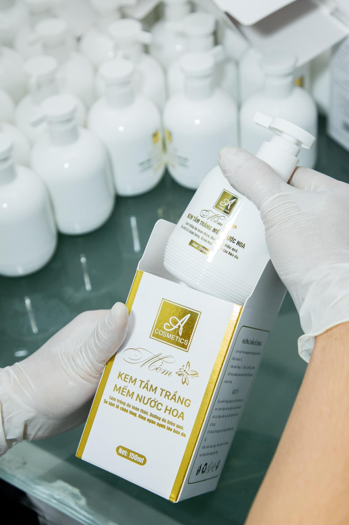 Kem tắm trắng mềm nước hoa A Cosmetics 150ml làm trắng da toàn thân hiệu quả sau 7 ngày sử dụng