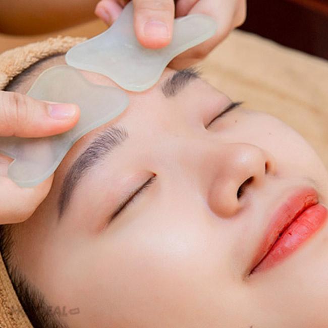 Combo - ngọc cạo gió và kem cạo gió đả thông kinh lạc Trong Đông Y Spa TMV