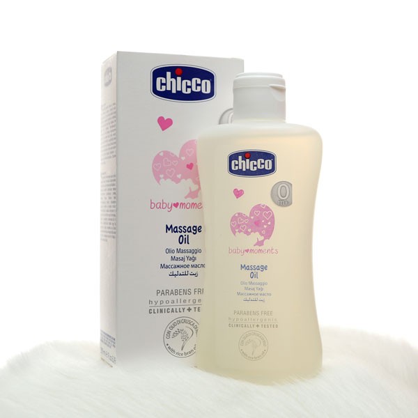 Dầu massage chiết xuất cám gạo 0M+ Chicco 200ml làm sạch và dưỡng ẩm da cho bé, chống khô nẻ ( Tặng 50 tờ khăn khô đa năng )