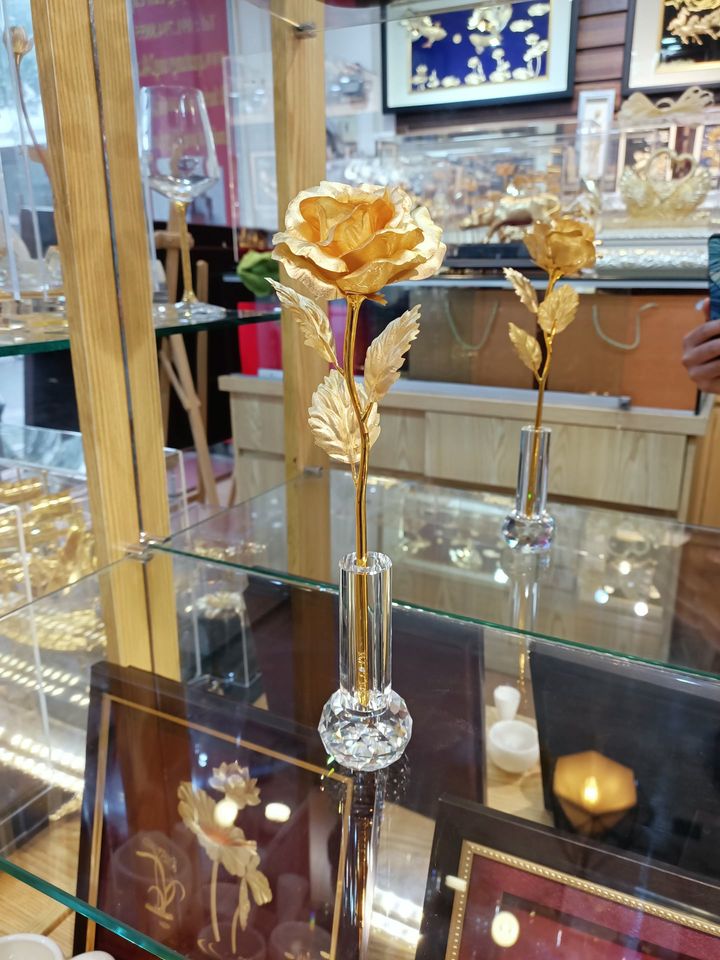 Bông hoa hồng dát vàng 25cm MT Gold Art- Hàng chính hãng, trang trí nhà cửa, phòng làm việc, quà tặng sếp, đối tác, khách hàng, tân gia, khai trương