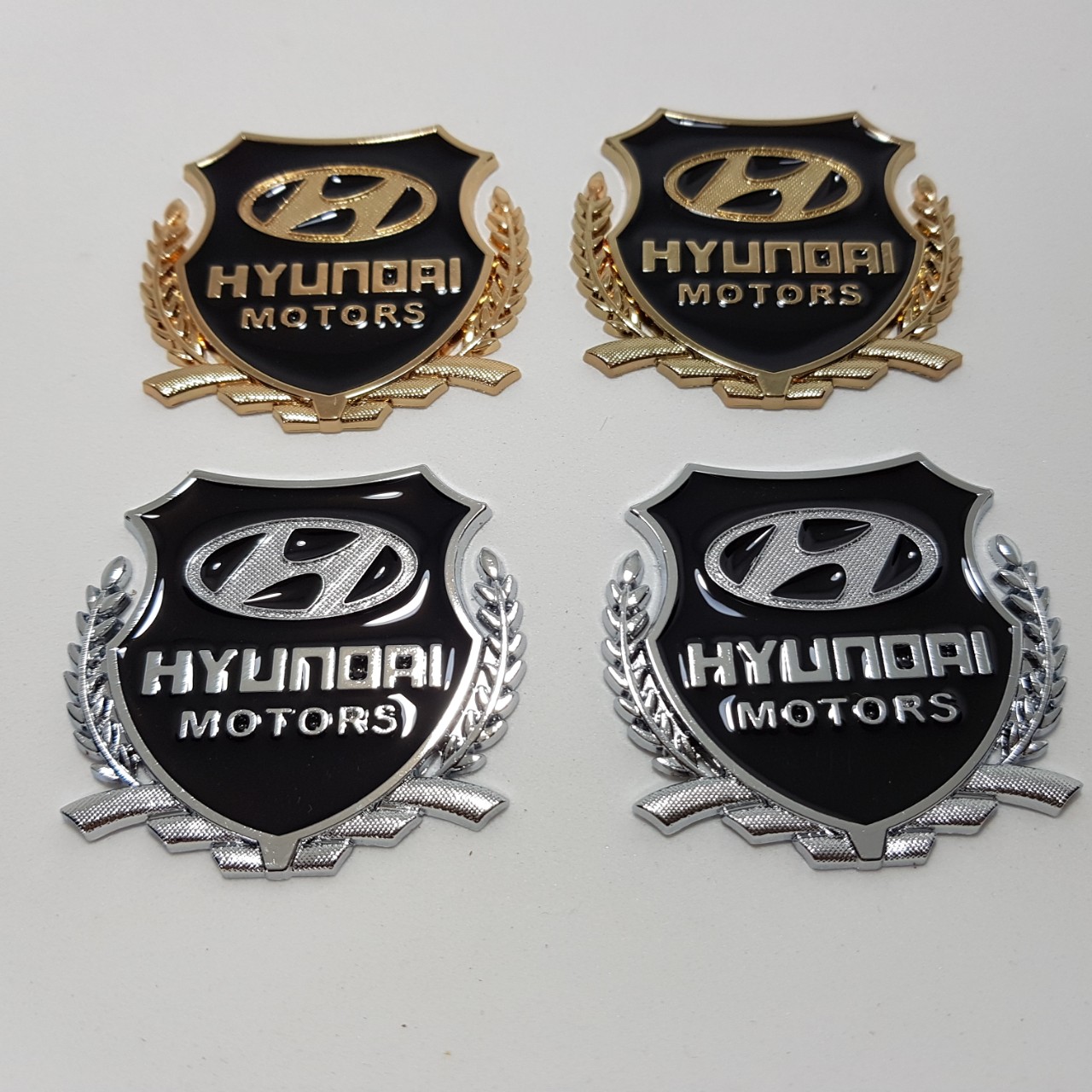 Bộ 2 Huy hiệu LOGO THƯƠNG HIỆU ô tô hình bông lúa