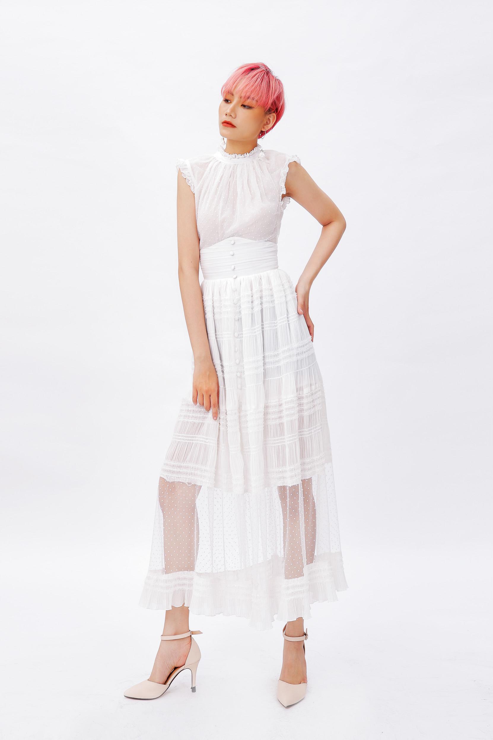 Đầm Lace High Collar Nech Maxi Dress