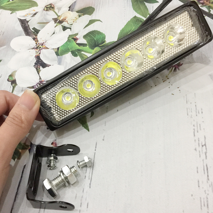 Đèn Trợ Sáng C6 Dài Trang Trí Ô Tô Xe Máy, Điện áp sử dụng 12V Ắc Quy, Công xuất 1 Led 18W - A213