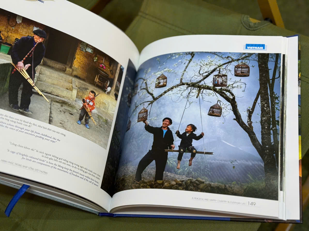 VIỆT NAM HẠNH PHÚC - NXB THÔNG TẤN