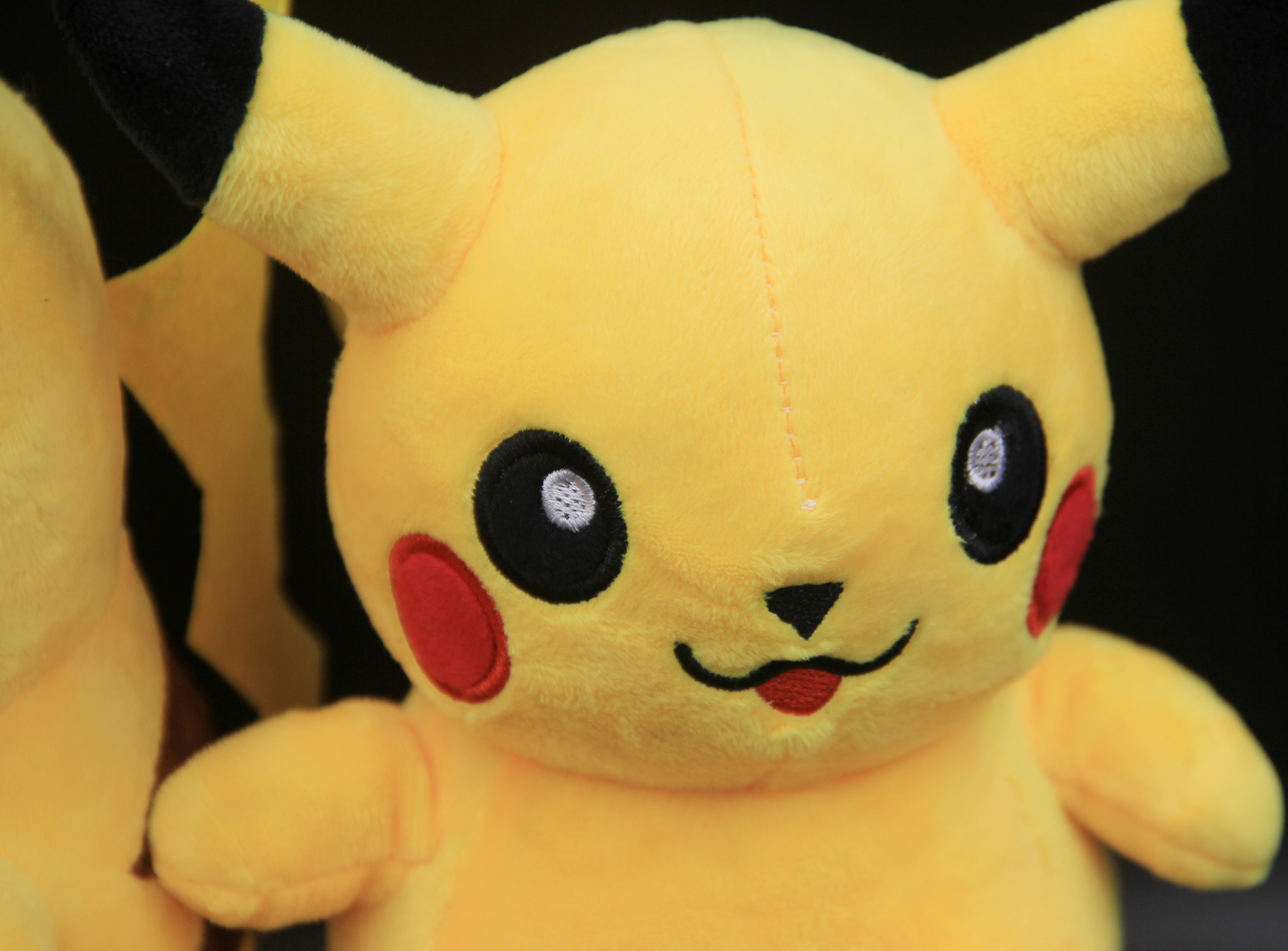 Gấu Bông/ Thú Nhồi Bông POKEMON PIKACHU Siêu Dễ Thương 19 cm (Tặng kèm móc khóa da bò thật màu ngẫu nhiên) BA00157