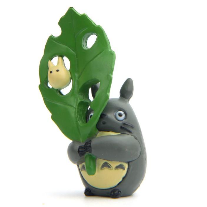 KHO-HN * Mô hình Totoro che lá cùng với Chibi Totoro trang trí tiểu cảnh, móc chìa khóa, DIY