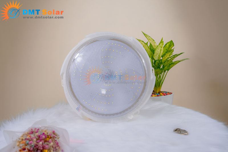Đèn ốp trần công suất 400W năng lượng mặt trời DMT-OT400G