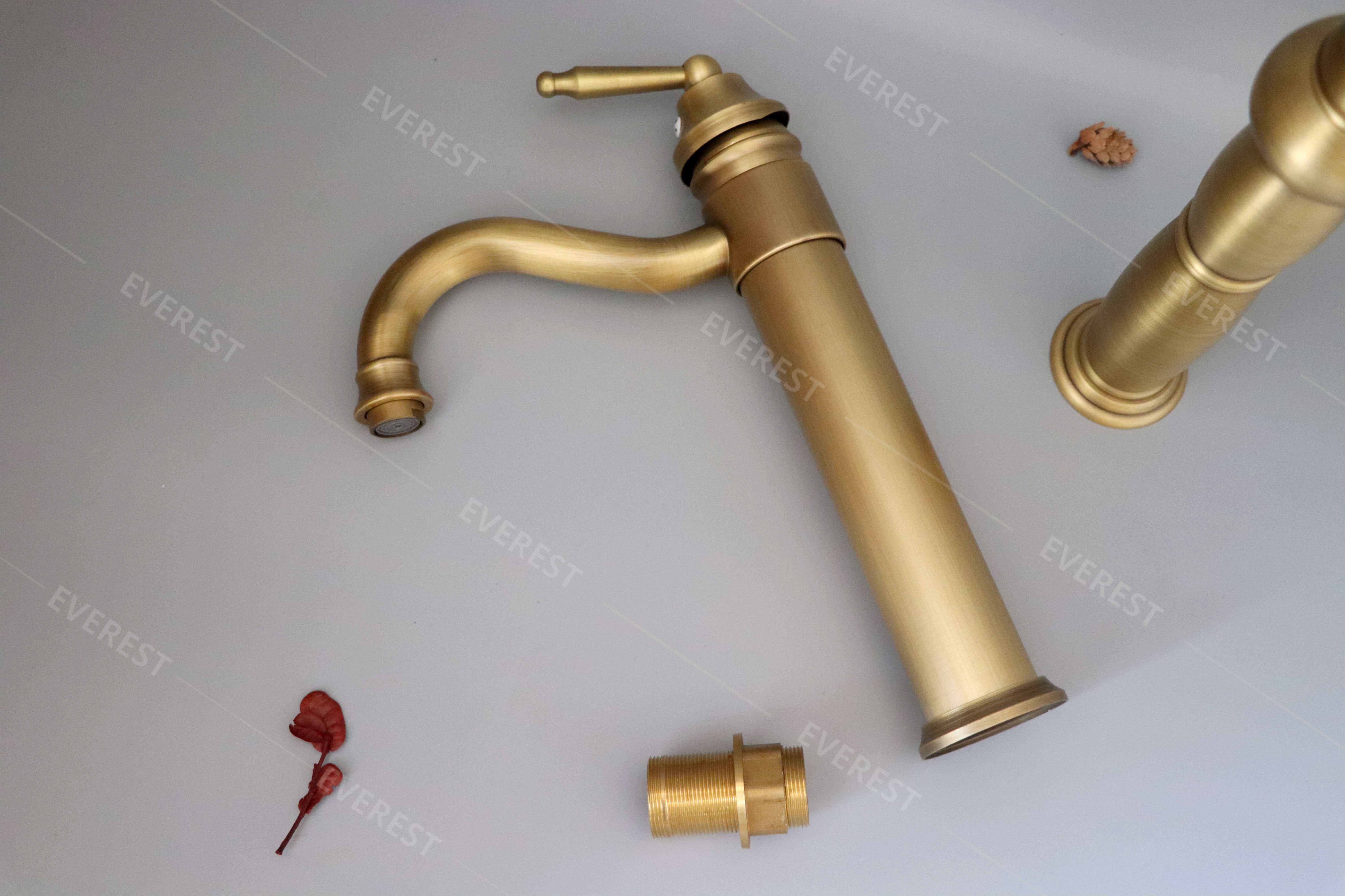 Vòi lavabo bằng đồng EVEREST EV-3017