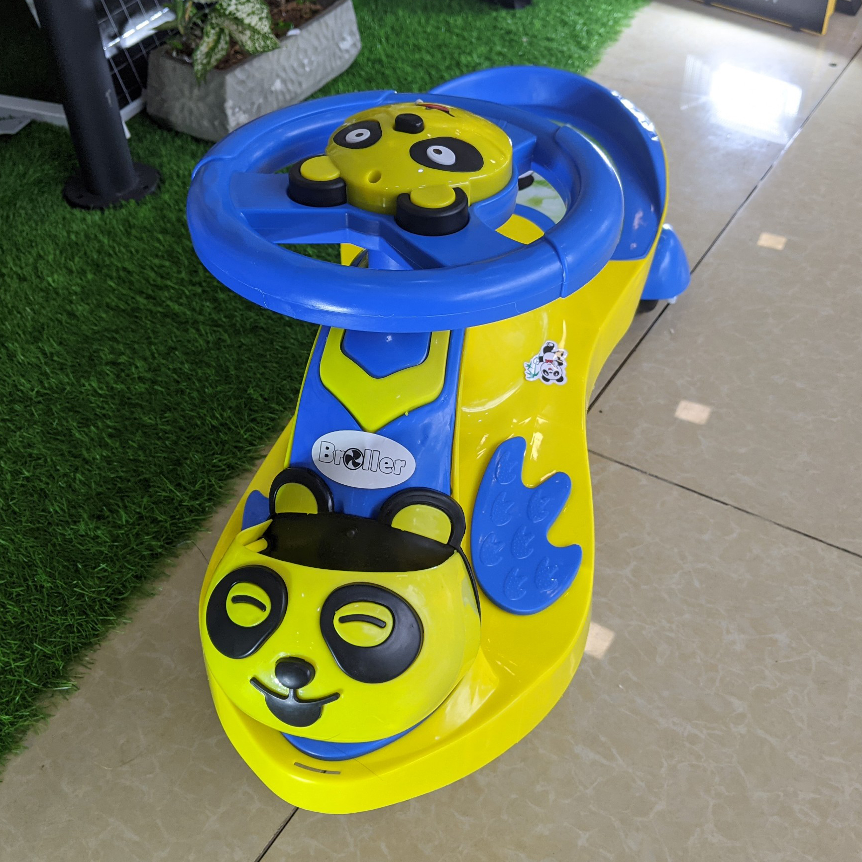 Xe lắc tay cho bé có nhạc BABY PLAZA HZL-288