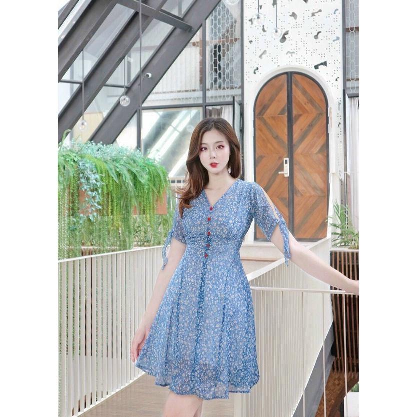 Đầm hoa nhí cổ V, Váy xanh dương ngắn Cao Cấp tay lỡ dáng xòe tôn dáng , mặc dự tiệc - MiNhi Fashion