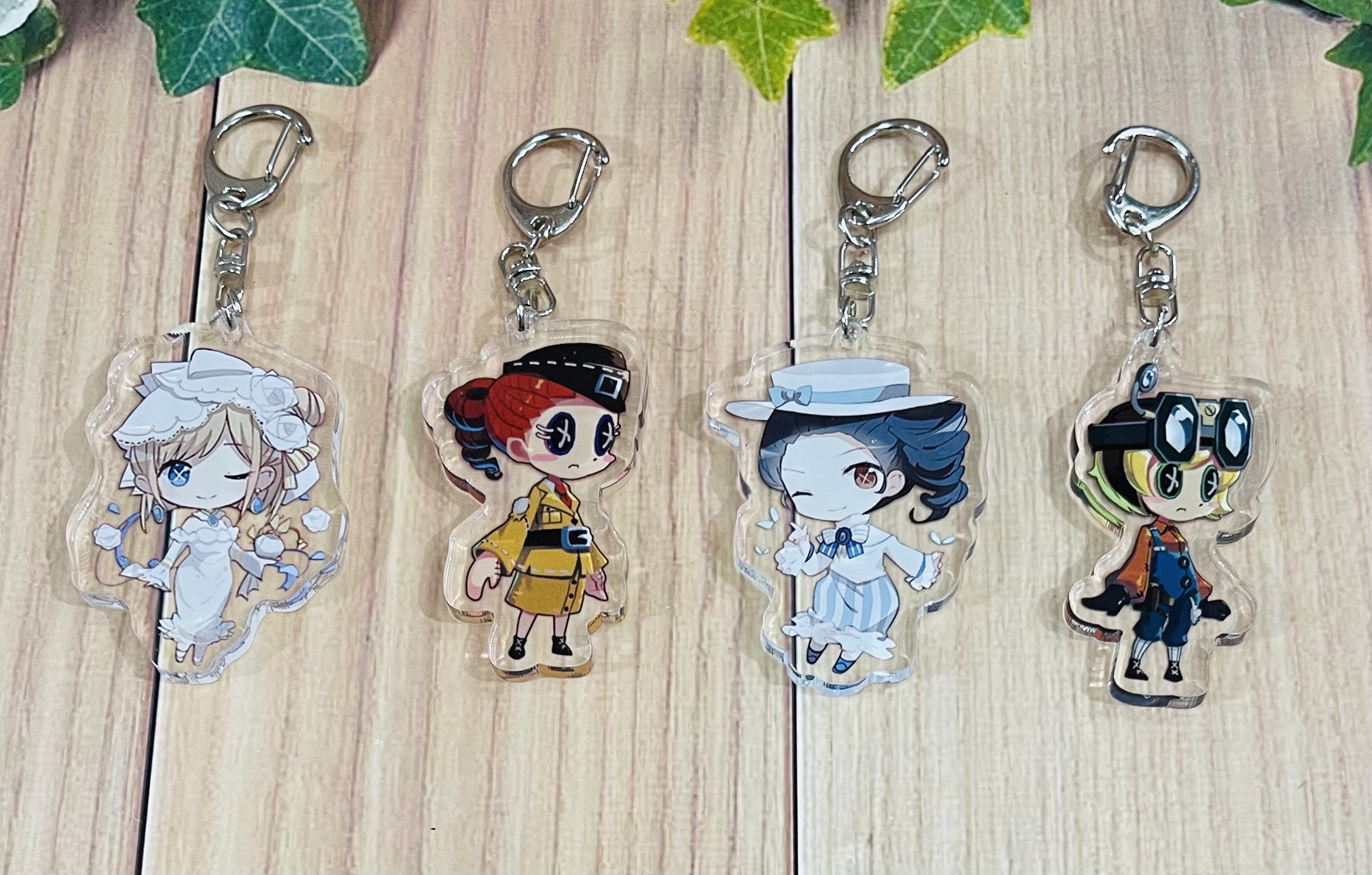 Móc khoá Identity V mica trong nhiều mẫu