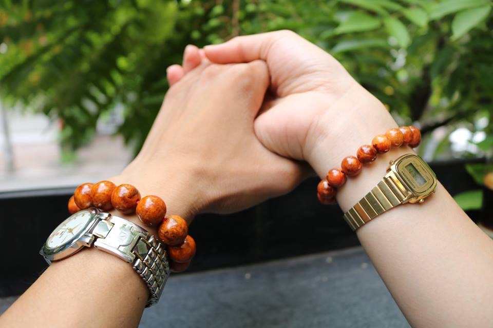 Vòng Tay Gỗ Nu Huyết Long  Trừ tà ma, giảm tai ương - đem lại tài lộc, sức khỏe, bình an - Bracelet of HAHANCO