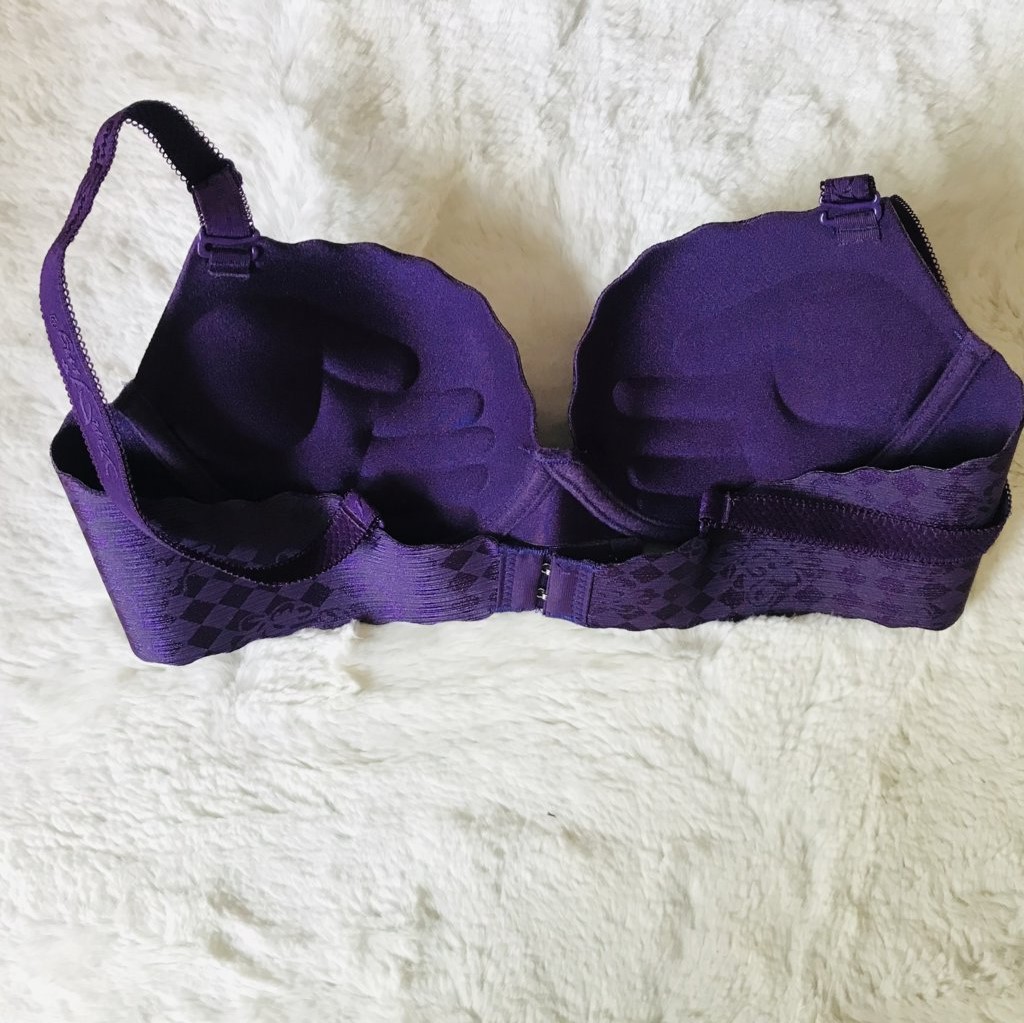 ÁO LÓT SU ĐÚC nâng ngực mút dày tạo khe EC707