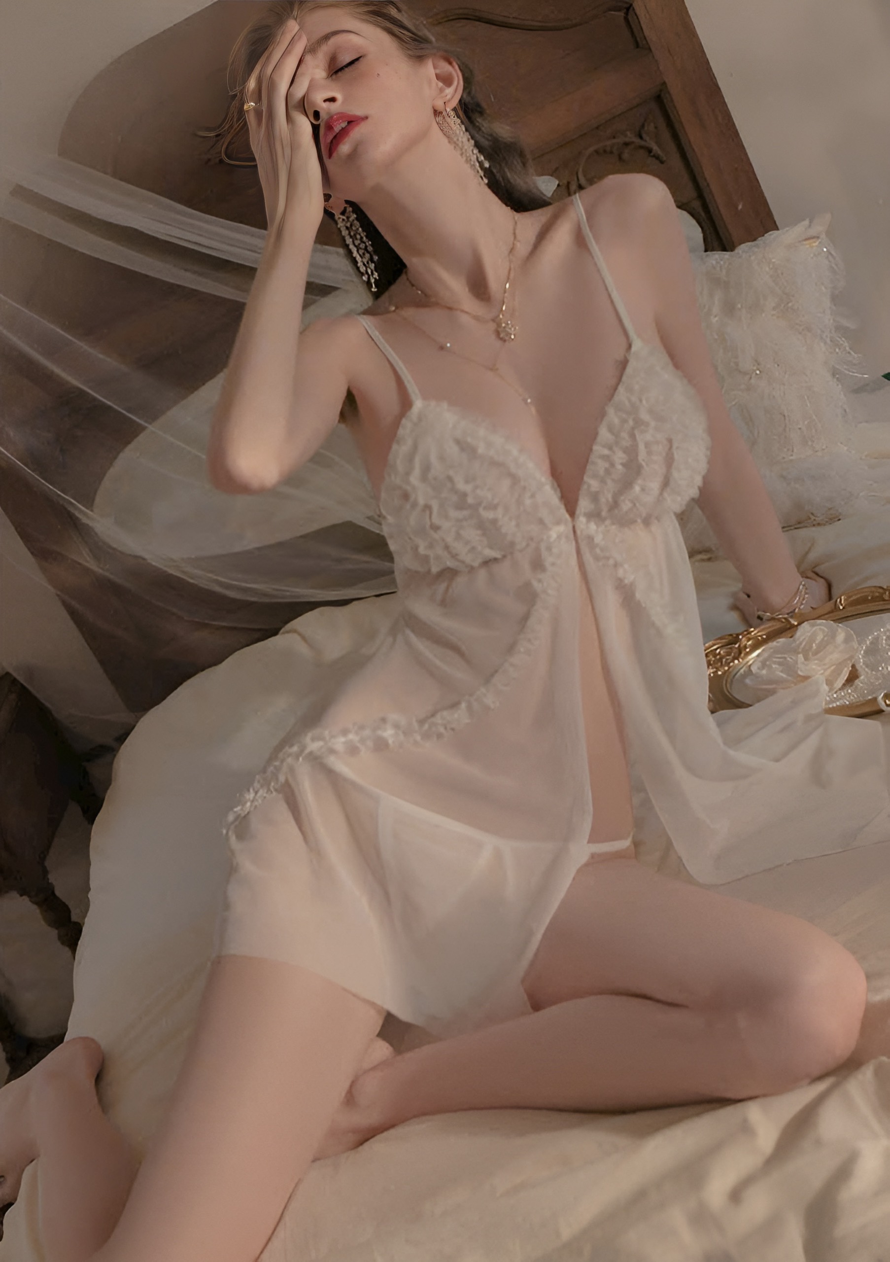 Váy Ngủ Nữ Xẻ Tà Hai Dây - B.Lingerie