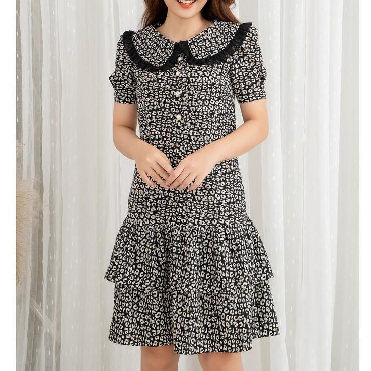 Đầm suông bèo gấu 2 tầng cài cúc Họa tiết- Sooyoung