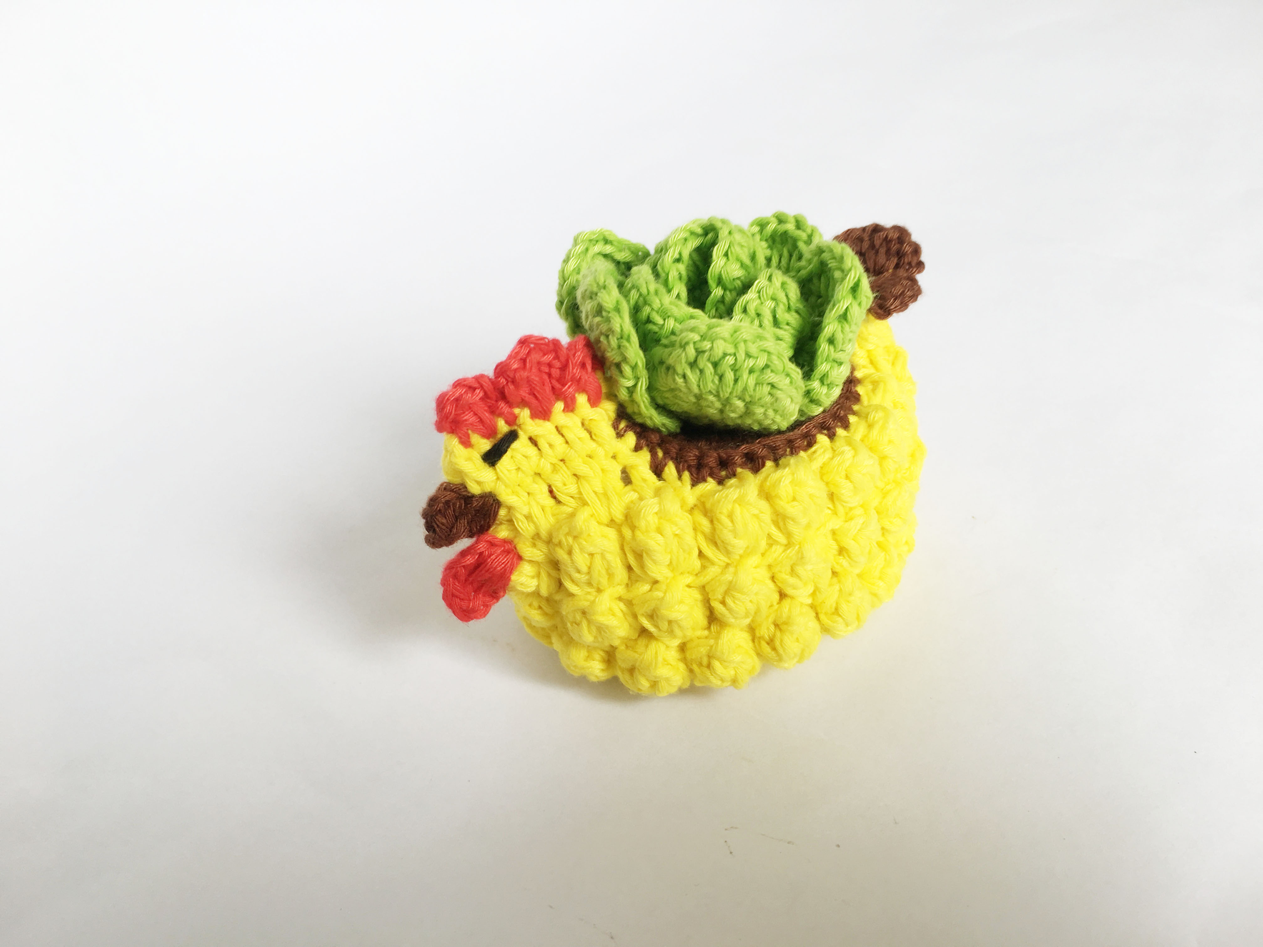 Chú gà và sen đá đan móc len handmade nhiều màu  - Quà tặng handmade trang trí thủ công