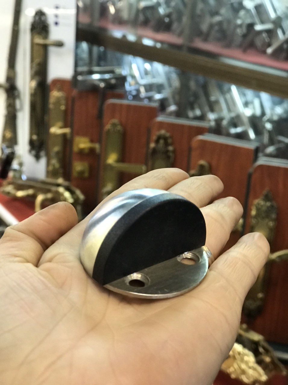 Bộ 2 chặn bán nguyệt chống cửa va đập vào tường inox 304