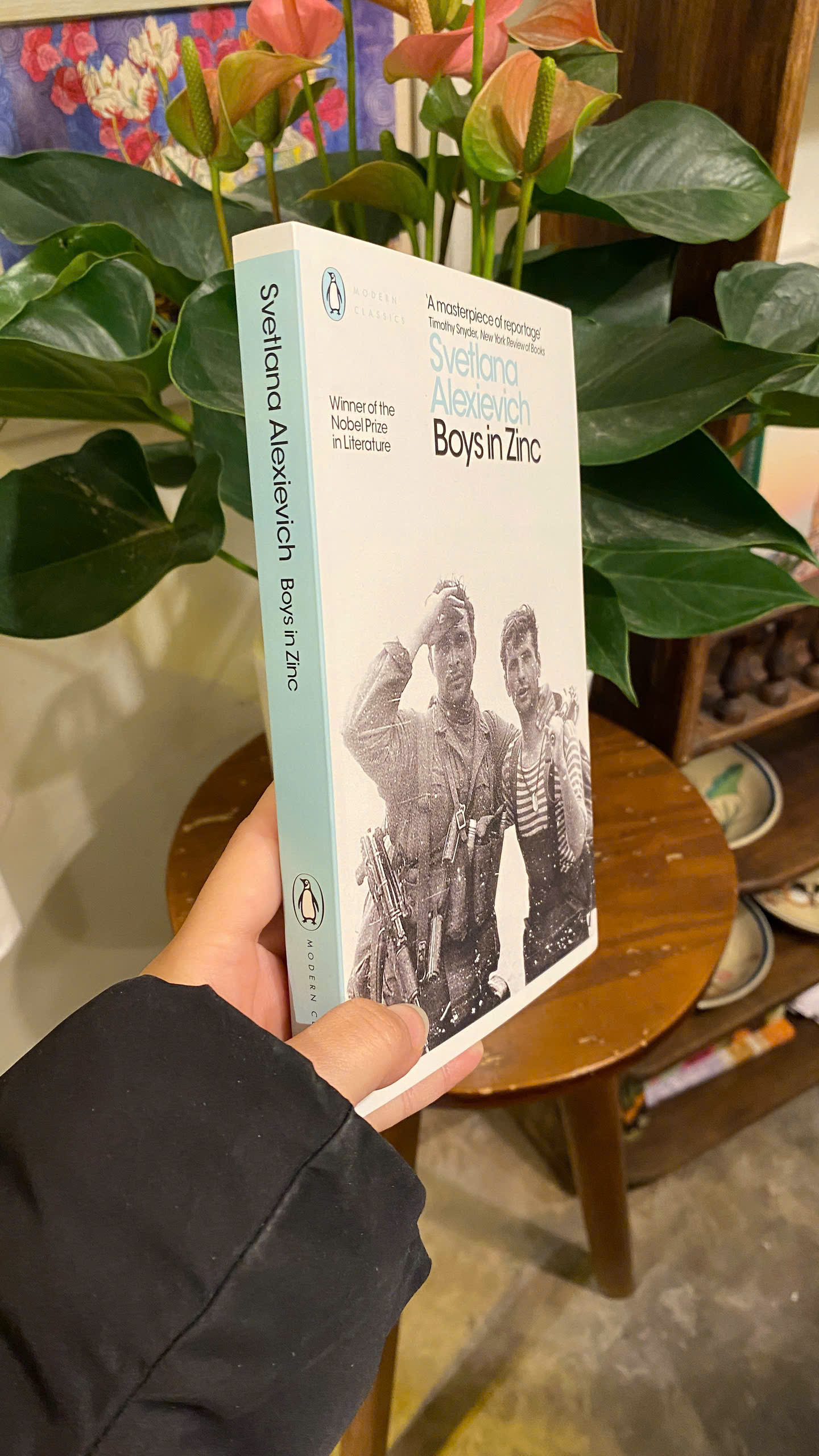 Sách - Boys in Zinc by Svetlana Alexievich | History / Nonfiction / Ngoại văn Lịch sử Nhập khẩu
