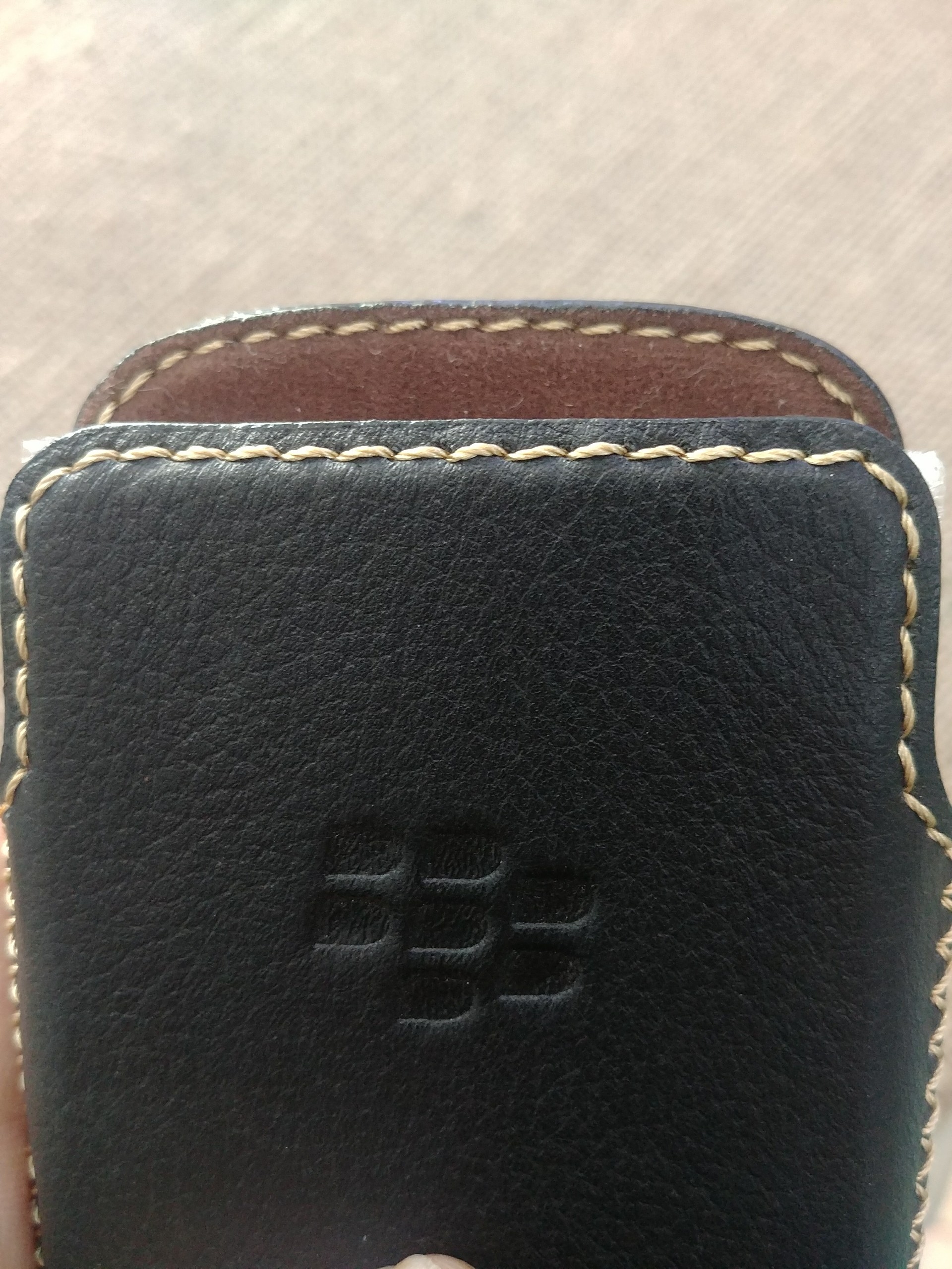 Bao Da Rút Blackberry Torch 9800/9810 Màu Đen - Hàng nhập khẩu
