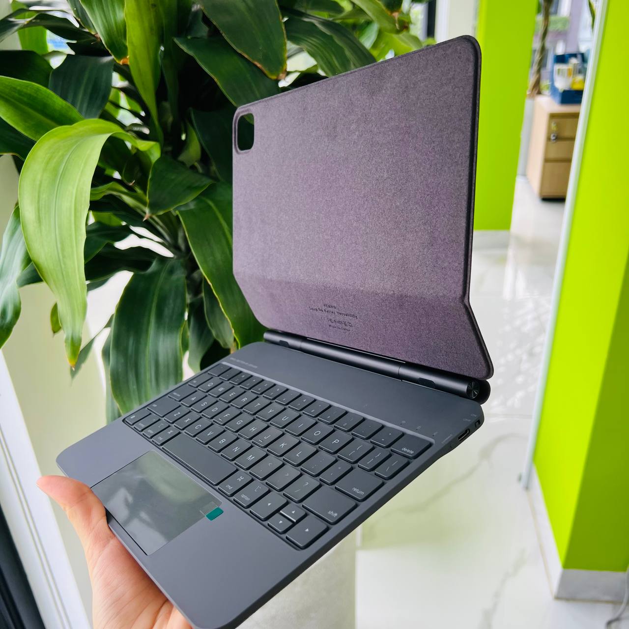 Bàn Phím Từ Tính Thông Minh Uniq Venno Cho Ipad Pro 11 Inch | Air 10.9 - hàng chính hãng