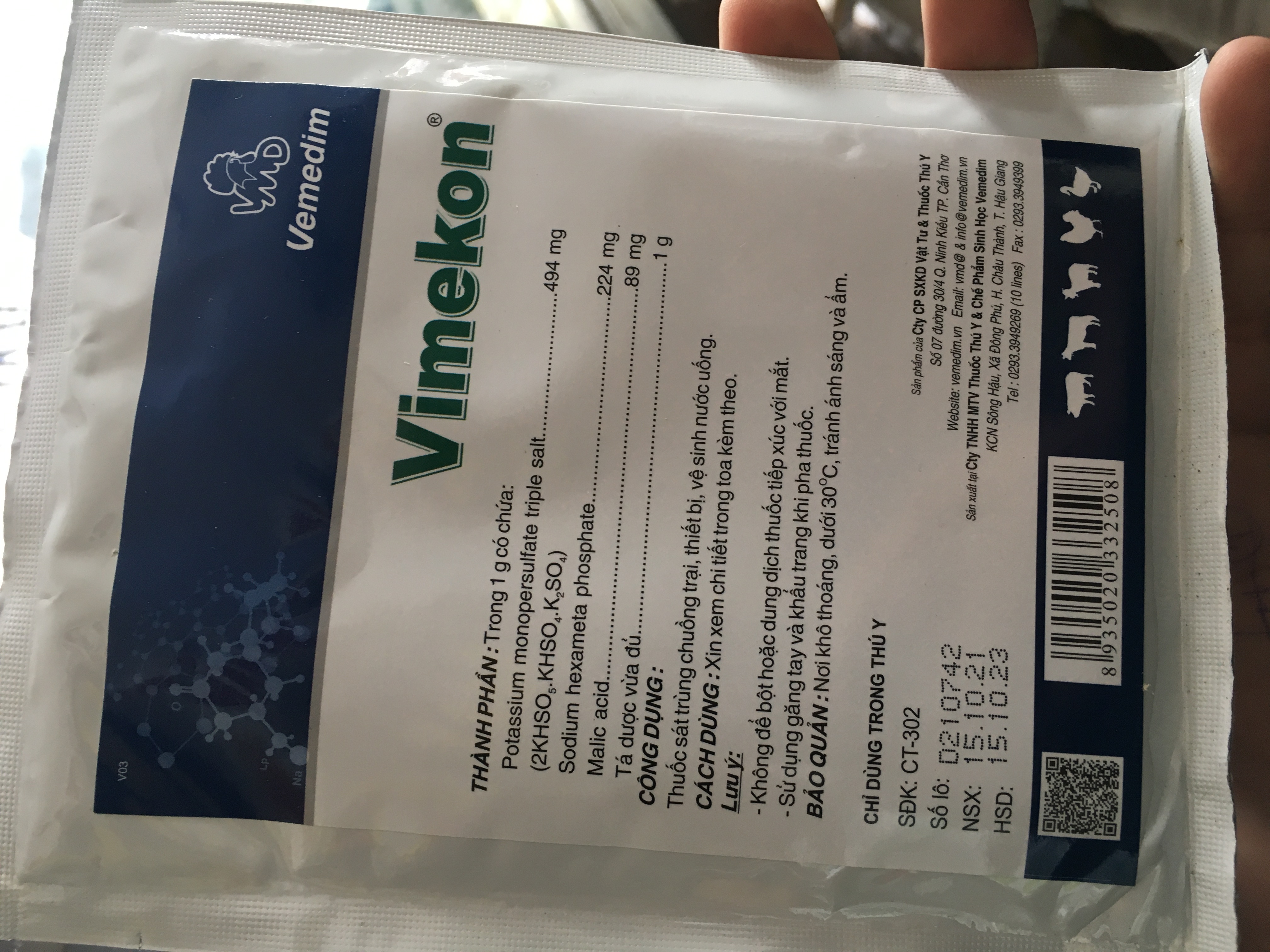 Vimekon chuồng trại heo trâu bò gà vịt, diệt khuẩn, tai xanh cho trâu bò heo gà vịt vemedim ( ao hồ trâu bò )